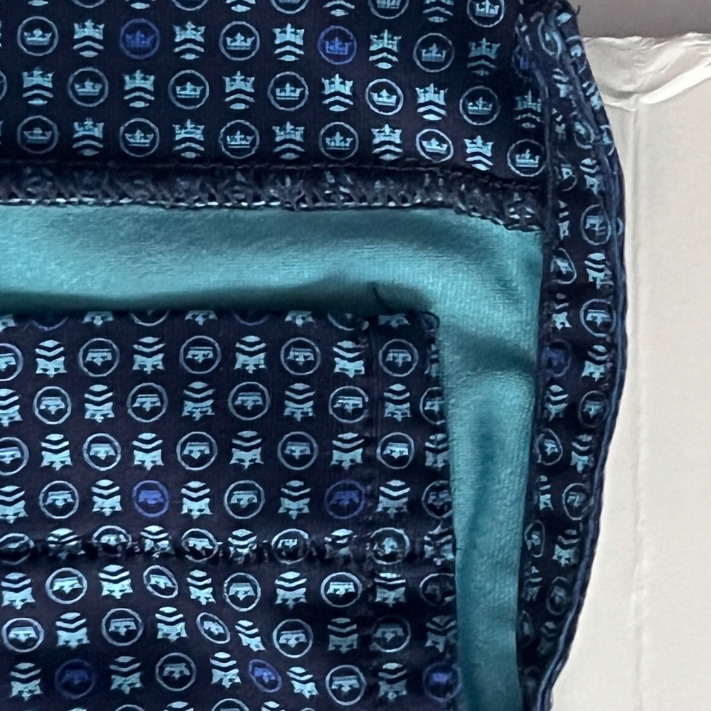 Peter Millar Summer Comfort Mens Size XL Golf Polo Blue All Over Print Crowns - Picture 5 of 11